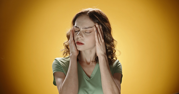 mujer con desequilibrio hormonal